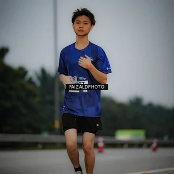 Runner Photo 7451765