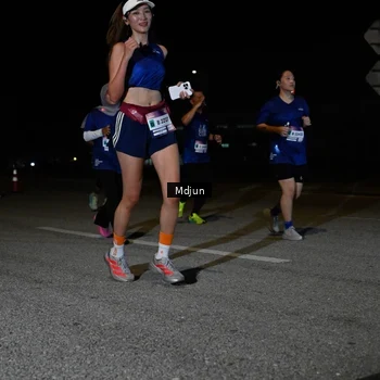 Runner Photo 7451770