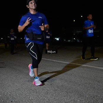 Runner Photo 7451772