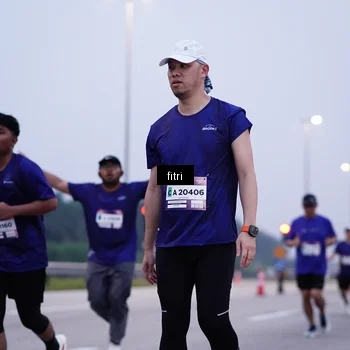 Runner Photo 7451775