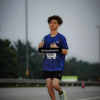 Runner Photo 7451814
