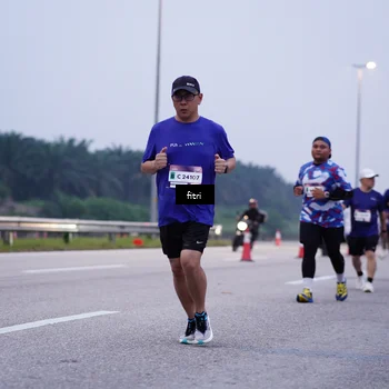 Runner Photo 7451824