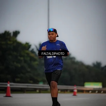 Runner Photo 7451834