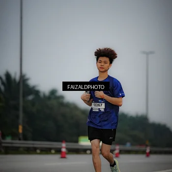 Runner Photo 7451838