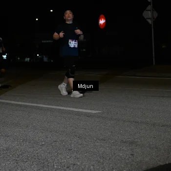Runner Photo 7451847
