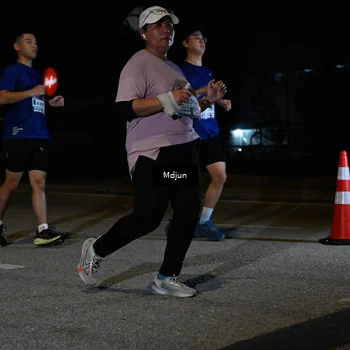 Runner Photo 7451881