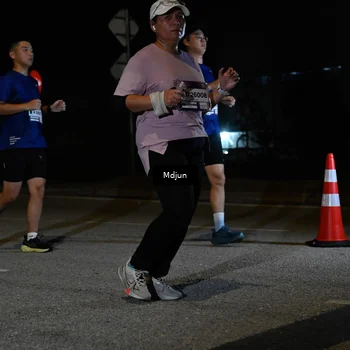Runner Photo 7451883