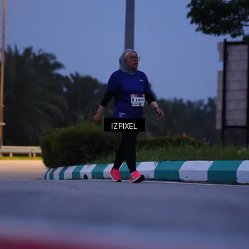 Runner Photo 7451903