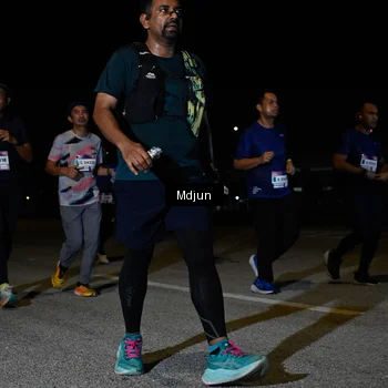 Runner Photo 7451904