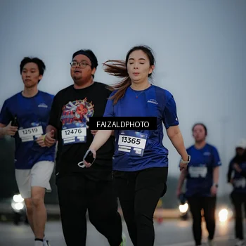 Runner Photo 7451908
