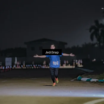 Runner Photo 7451916