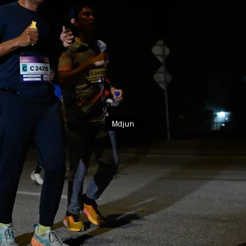 Runner Photo 7451946