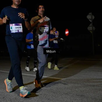 Runner Photo 7451951