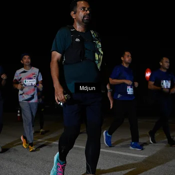 Runner Photo 7451954