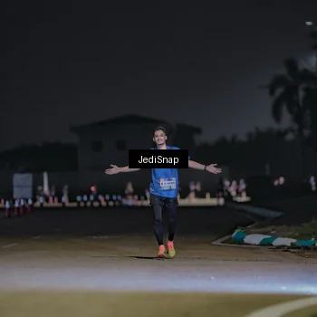 Runner Photo 7451956