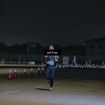 Runner Photo 7451984