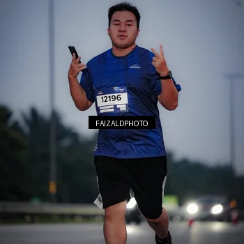 Runner Photo 7451988