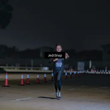 Runner Photo 7451990