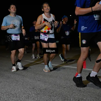Runner Photo 7452020