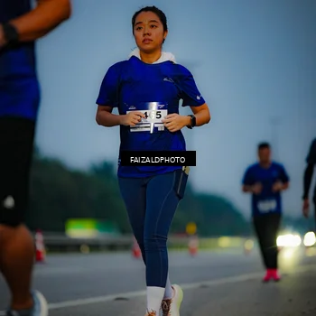 Runner Photo 7452049