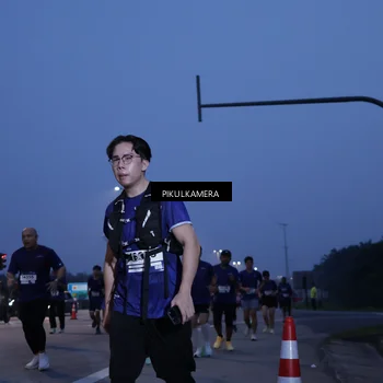 Runner Photo 7452063