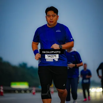 Runner Photo 7452066