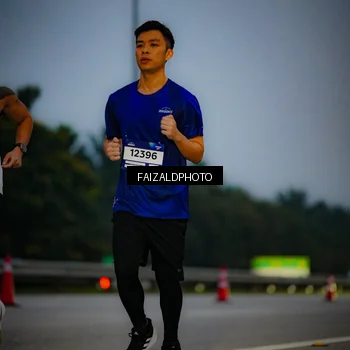 Runner Photo 7452104