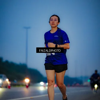 Runner Photo 7452107