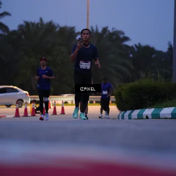 Runner Photo 7452110