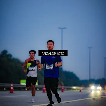 Runner Photo 7452112