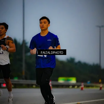 Runner Photo 7452119