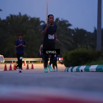 Runner Photo 7452120