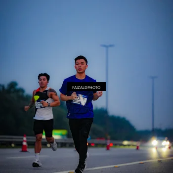 Runner Photo 7452125