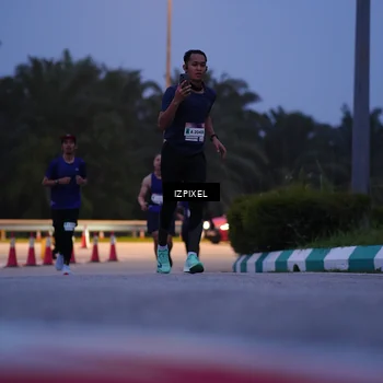 Runner Photo 7452139