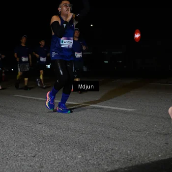 Runner Photo 7452154