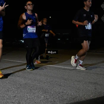 Runner Photo 7452171