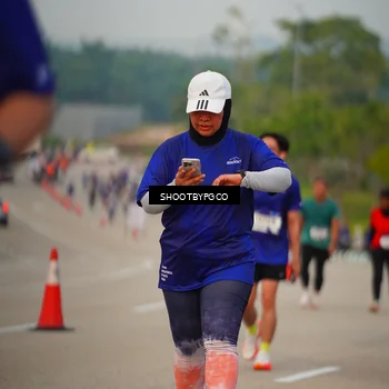 Runner Photo 7452211