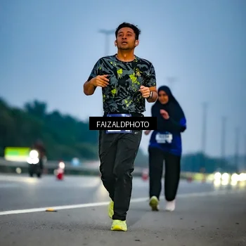 Runner Photo 7452250