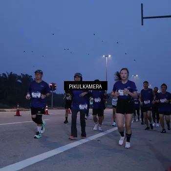 Runner Photo 7452255