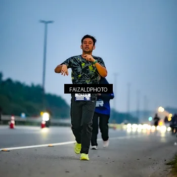 Runner Photo 7452272