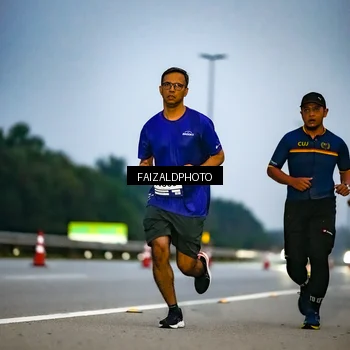 Runner Photo 7452280