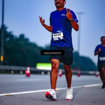 Runner Photo 7452290
