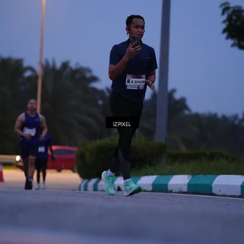 Runner Photo 7452295