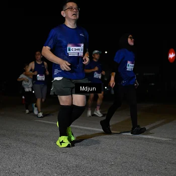 Runner Photo 7452308