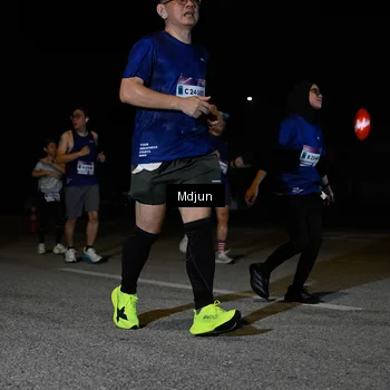 Runner Photo 7452335