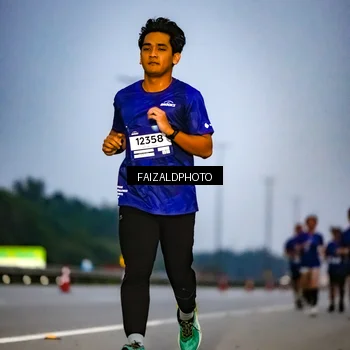 Runner Photo 7452350