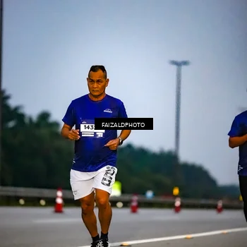 Runner Photo 7452363