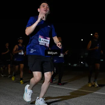 Runner Photo 7452401