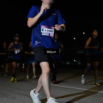 Runner Photo 7452403