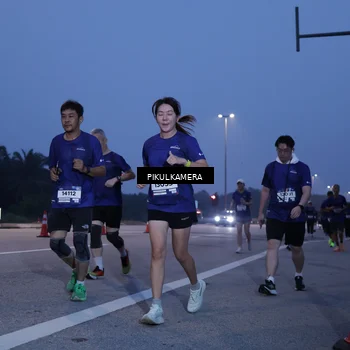 Runner Photo 7452434